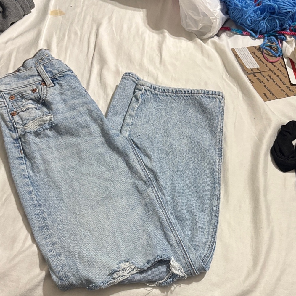 American Eagle Outfitters Light Blue Denim Jeans
